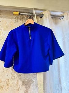 Brand New Ocean Blue Turtle Neck Top 💙