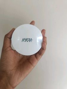 Nykaa 12 Hr Oil Control Compact Olive