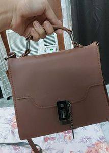 2 Sling Bags For Everyday Use