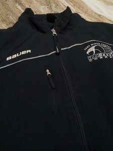 Baure jecket is really good and comfortable jecke