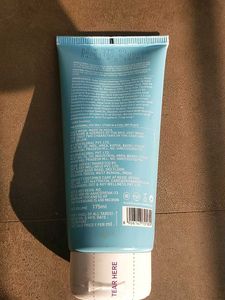 Dot &amp; Key Gentle Face Wash