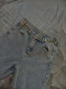 Light Wash Denim Jeans
