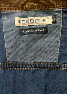 Denim Men&#39;s Blue Shirt With Detailing