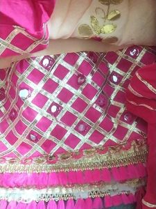 BUY THIS BEAUTIFUL KURTA SET