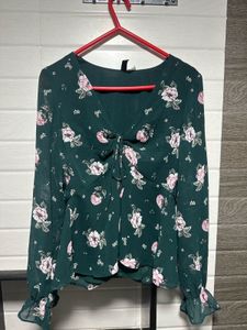 H&amp;M Bottle Green Floral Top