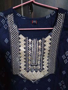 Elegant Embroidered Bkue Kurti Set