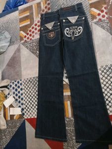 Unique Pocket Detail Jeans