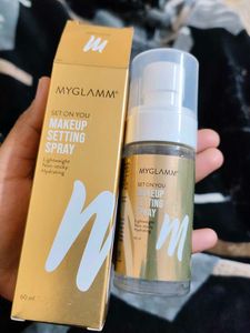 Myglamm Makeup Setting Spray