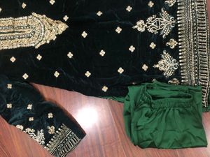 Elegant Green Velvet Kurta Set