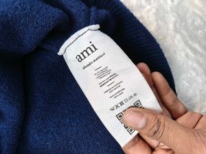 AMI ❤️ Paris Navy Cardigan