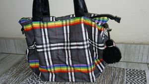 Big Space Sling Bag
