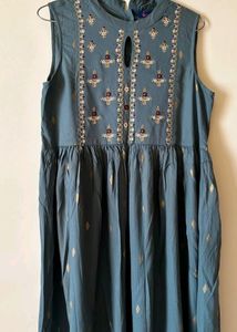 Elegant And Festive Top(sleeves Available)