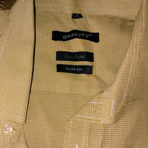 🛍️2 Men&#39;s Slim Fit Shirt⭐⭐⭐⭐⭐