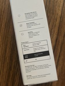 Minimalist B12 Moisturizer