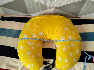 Feeding Pillow