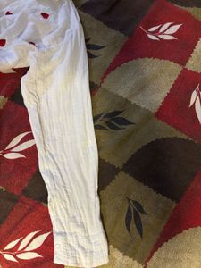 White Heart Print Waist Fitted Shirt.SIZE-30-32