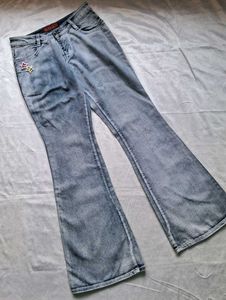 Bootcut/ Flared Jean&#39;s.