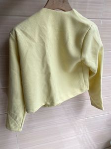 🧈 Butter Yellow Cropped Jacket