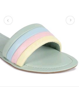 CUTE FLATS
