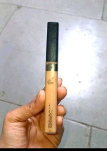 Maybelline fit me Concealer (25 medium )