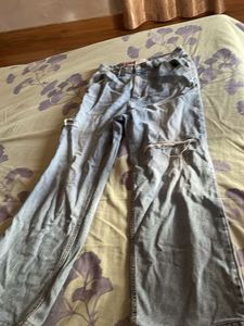 Distressed Wide Leg Jeans