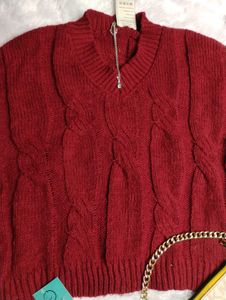 🌟Burgundy Cable Knit Sweater🌟