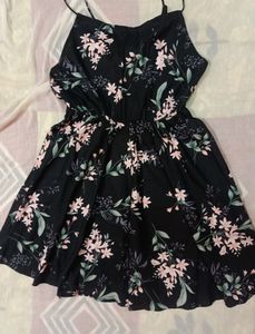 Women Black &amp; Pink Floral Dress