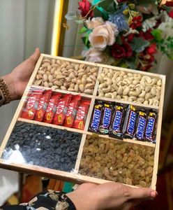 Gourmet Nut & Chocolate Gift Box