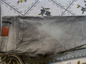 Stylish Grey Denim Jeans