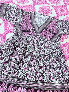 Zudio V Neck Kurti For Women