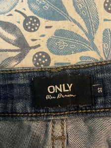 women’s Blue Denim Jeans