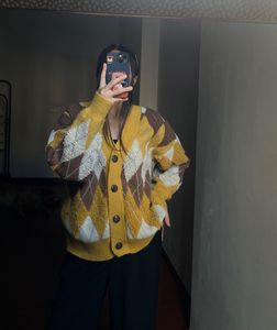 ARYGLE YELLOW KNIT  CARDIGAN