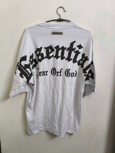 Essential Tshirt