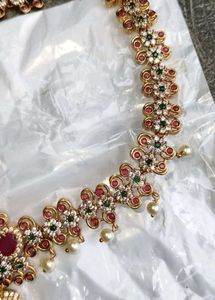 Siddhi Neck Set