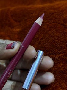 Swiss Beauty Lip Liner