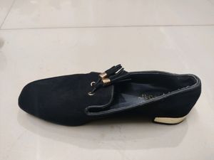 Korea Imported Women Velvet Black Tassle Loafer