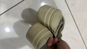 Crocs Leopard Print Slides