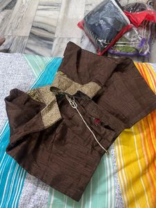 Frills saree brown