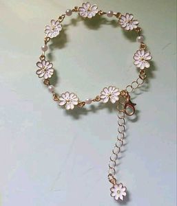 Daisy Flower Bracelet