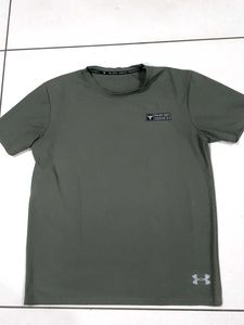 Under Armour T-Shirt