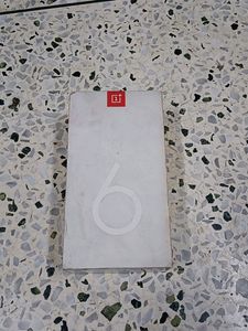 OnePlus 6 Mobile Empty Box