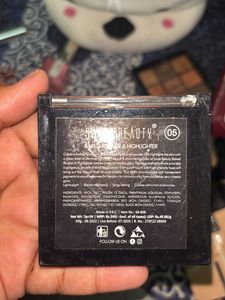 Swiss Beauty Highlighter And Blusher Combo