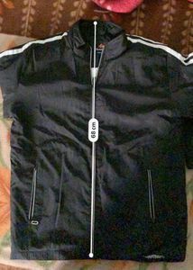 Free delivery 🥳 Quechua Black Active Jacket