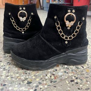 Stylish Black Ankle Boots