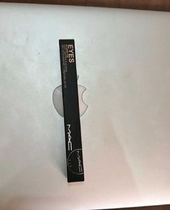 MAC Studio Fix Eye Kohl