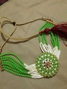Green Beaded Chocker Necklace