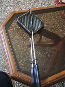 Non Sticky Aloo Patty Maker