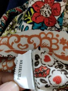 Multi Floral Print  (Women&#39;s)