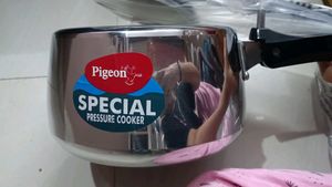 Stove Kraft Pressure Cooker
