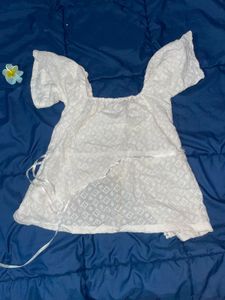 White Puff Sleeve Top